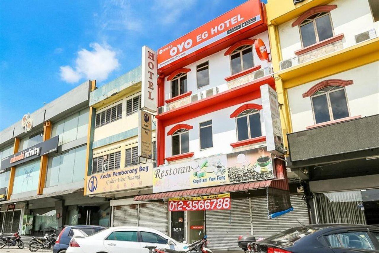 Oyo 89672 Eg Hotel Jj Джохор Бахру Екстериор снимка