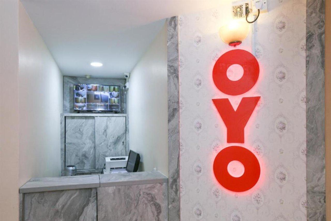 Oyo 89672 Eg Hotel Jj Джохор Бахру Екстериор снимка